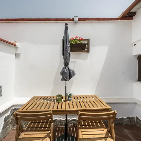Casa Abuelo Juan El Draguito